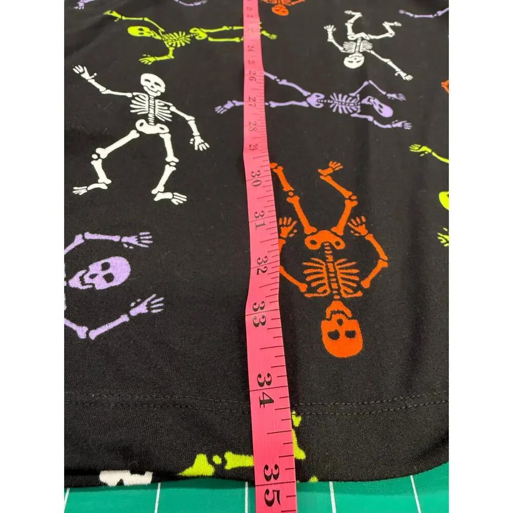 Halloween Sleepshirt Pajama Set Woman's Size XL NWT includes Socks Skeleton Goth